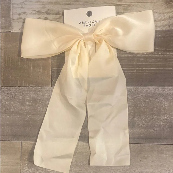 American Eagle Outfitters Cream Hair Bow - Picture 1 of 2